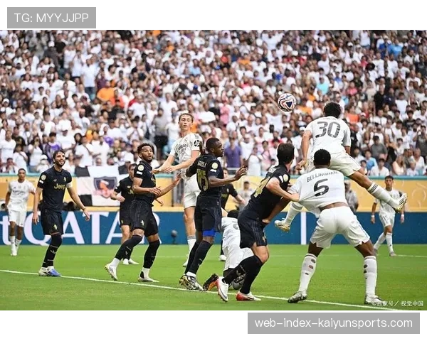 皇马中场传球线路被切断 奥萨苏纳防守组织严密有序